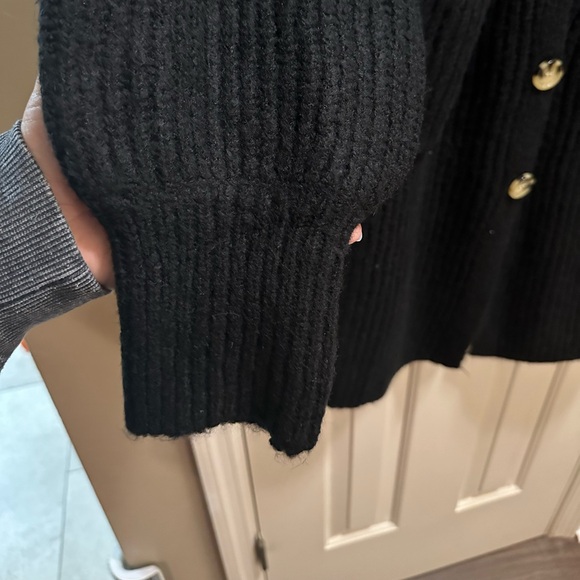 Long cardigan sweater with balloon sleeves. No boundaries new with tags size 2X. - Picture 3 of 5